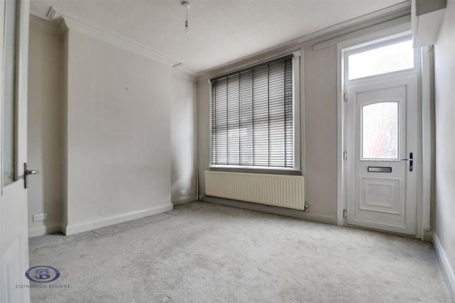 12, Wesley Avenue, Alsager photo 4
