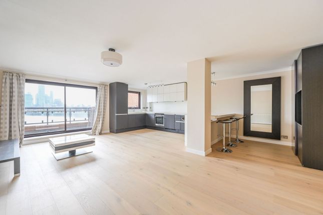 2-bed flat on Free Trade Wharf, Wapping, £595,000