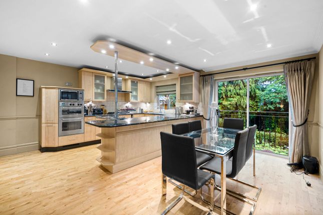 13 Coppice Drive, Harrogate photo 4