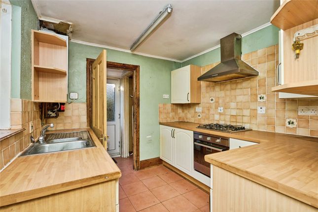 27, Alvington Road, Isle of Wight photo 4