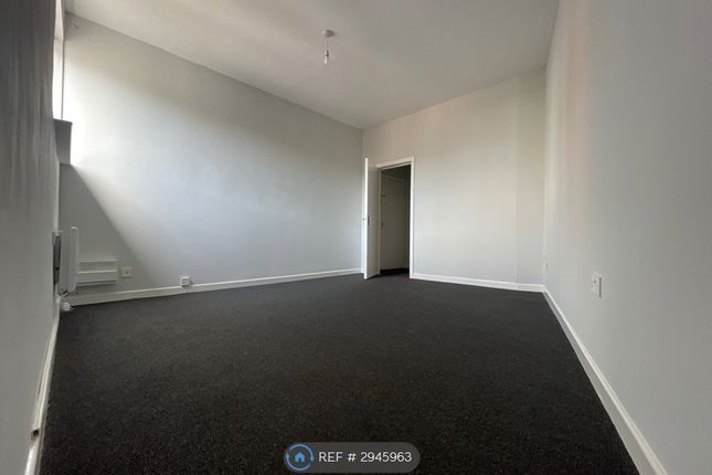Warburton Place, Atherton, Manchester photo 3