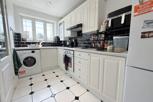 6, Sage Close, Bispham photo 3