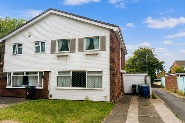 3-bed semi-detached on 22, Mousesweet Close, Dudley, £140,000