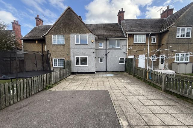 East Avenue, Woodlands, Doncaster photo 4