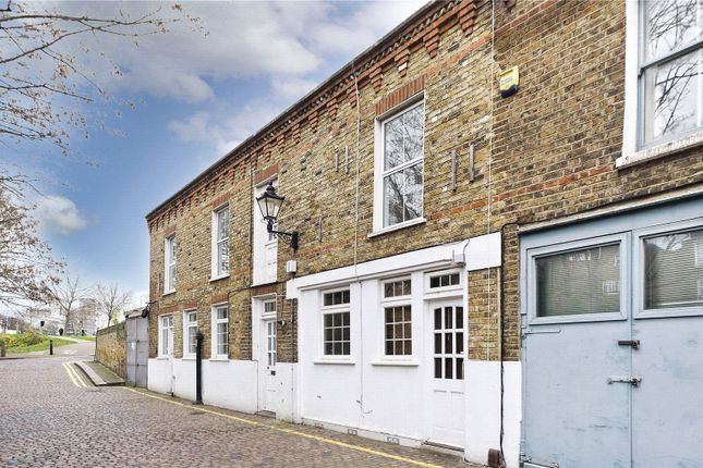 Flat for sale in Hansard Mews, Holland Park, London