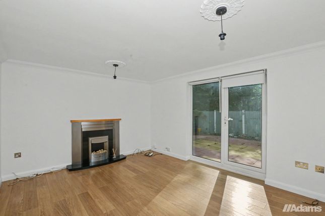 36, Stone Barn Lane, Runcorn photo 2