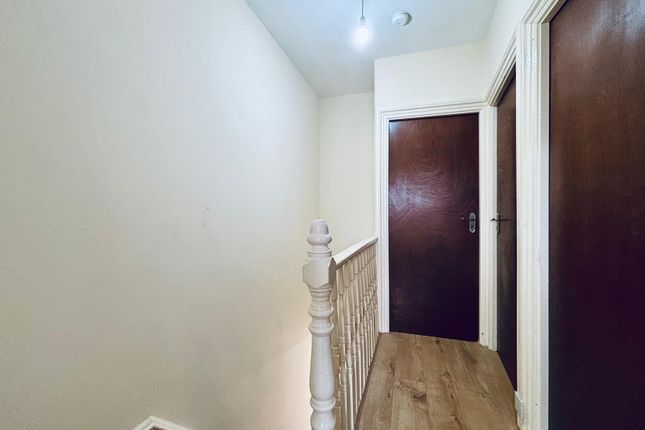 Clements Road, London E6, 4 bedroom terraced house to rent - 70174166 ...