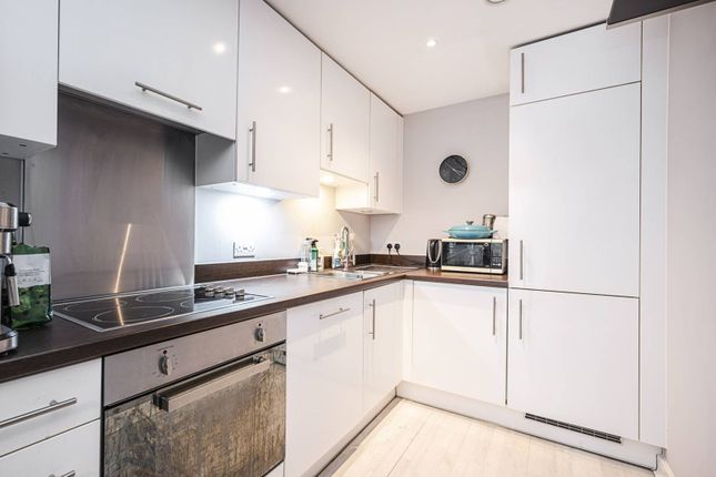 Flat for sale in Bunhill Row, Moorgate, London