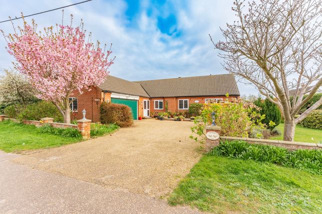 Thumbnail Detached bungalow for sale in Cromer Road, Mundesley, Norwich