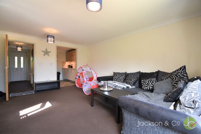 123, Holly Road, Colchester photo 2
