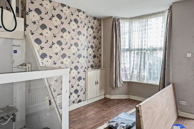 47 Walsall Road, Darlaston photo 2