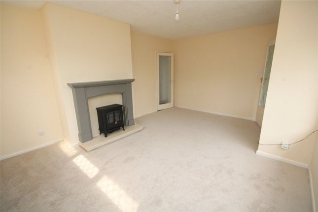 4, Winton Way, Hampshire photo 4