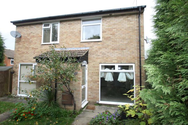 Thumbnail Semi-detached house to rent in Chennells Way, Horsham