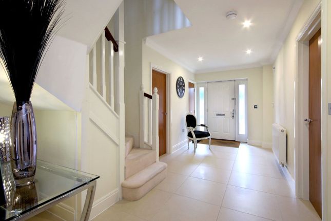Detached house to rent in Lord Reith Place, Beaconsfield
