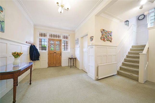57, Hornsey Lane Gardens, London photo 2