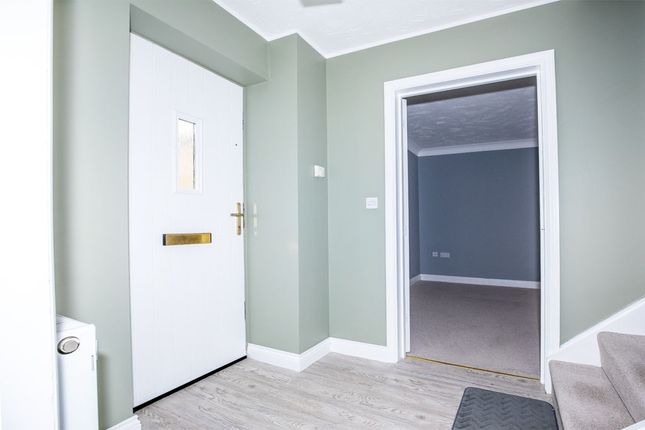 33, Collinson Crescent, Huntingdon photo 2