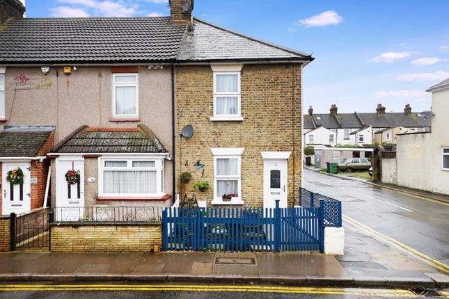 End terrace house for sale in Church Road, Swanscombe