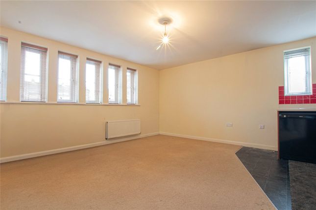 1, Moorbrook Mill Drive, Holmfirth photo 5
