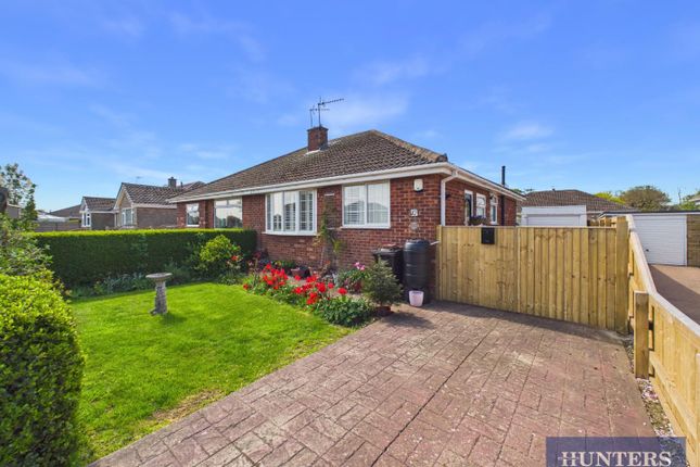 2-bed house on 17, Chevin Drive, Filey, £210,000