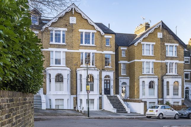 Flat to rent in Onslow Road, Richmond