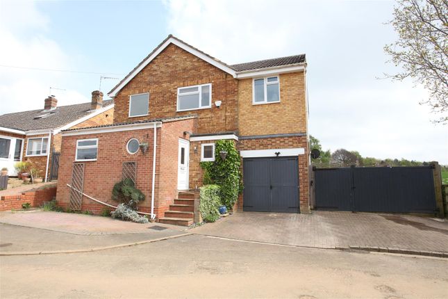 Thumbnail Detached house for sale in Austin Road, Bodicote, Banbury