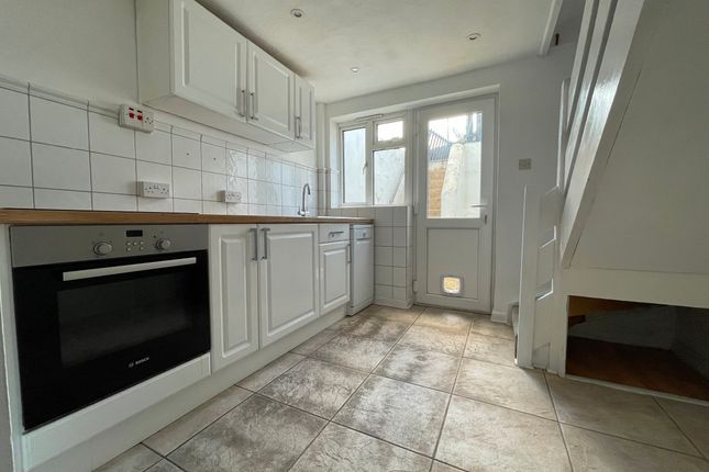 3 Severn Street, Newnham photo 3