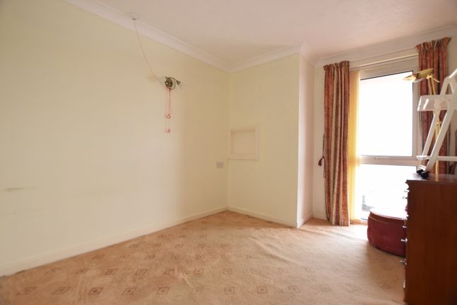 Flat for sale in Clifton Drive North, Lytham St. Annes