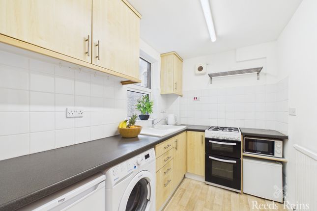 Flat 6, 59, Pearson Park, East Yorkshire photo 3