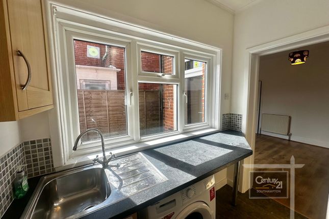 62, Grove Road, SOUTHAMPTON photo 3