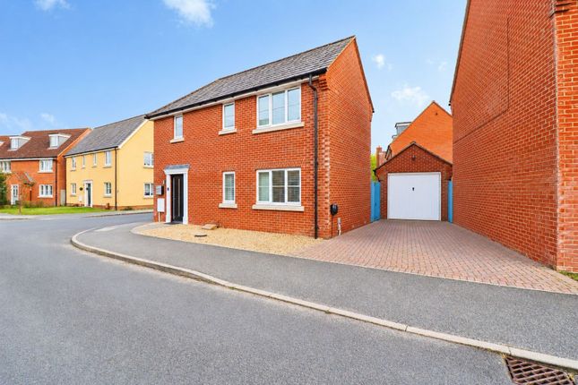 3-bed detached on 8, Tremlett Lane, Grange Farm, Kesgrave, £385,000
