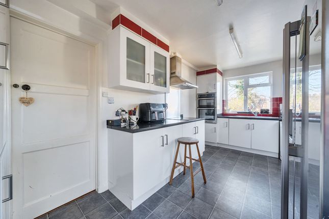 8 Gromenfield, Tunbridge Wells photo 4