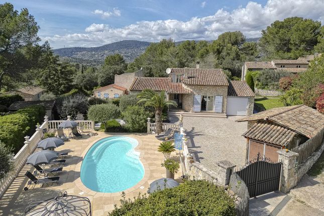Villa for sale in Peymeinade, Mougins, Valbonne, Grasse Area, French Riviera