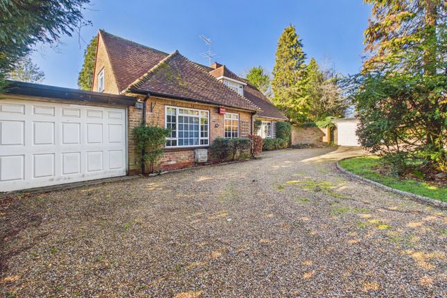 27, Howards Thicket, Buckinghamshire photo 3