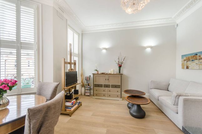 Flat for sale in Fermoy Road, Westbourne Park, London