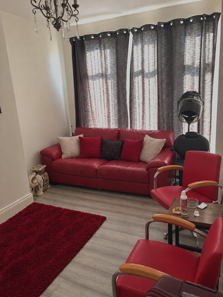 36 Savile Place , Savile Place, Leeds photo 4