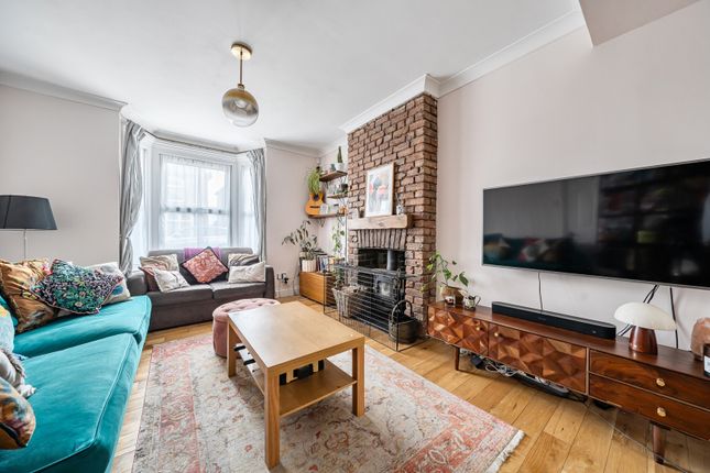 5, Edgar Road, West Drayton photo 2