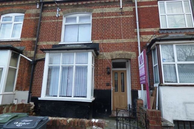 Thumbnail Terraced house to rent in Ivy Road, Luton
