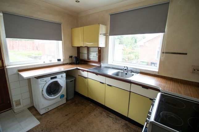 24, Glenside Drive, Bolton photo 5