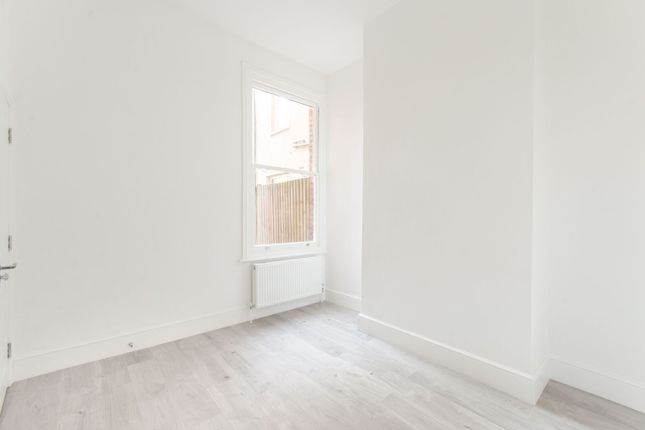 St Johns Avenue, Harlesden photo 4