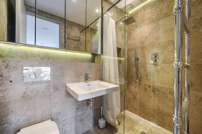 2-bed flat on Roger Street, Bloomsbury, £825,000