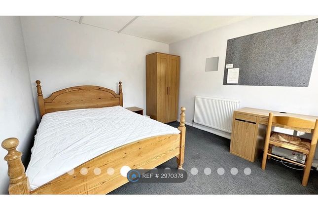 6 bed property for rent in Sparkford Close, Winchester SO22
