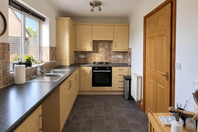 25, Market Avenue, Weston-super-Mare photo 2