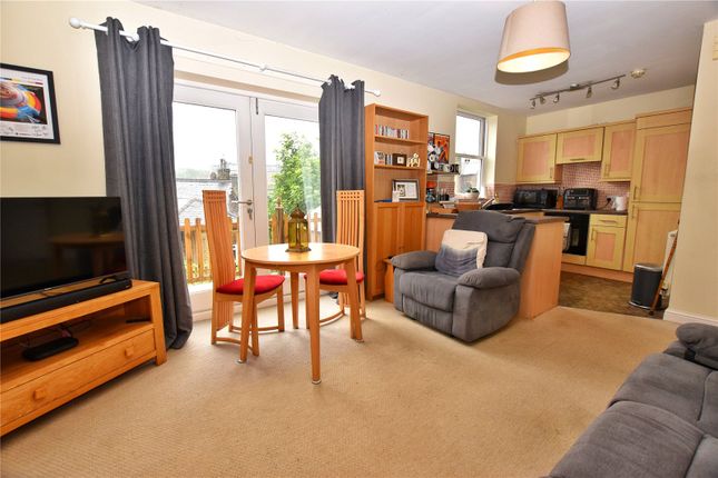 Flat 6, Moorside View,, Station Street, Derbyshire photo 3