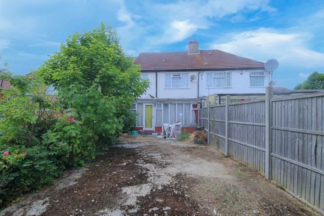 3, Northolt Gardens, Greenford photo 4