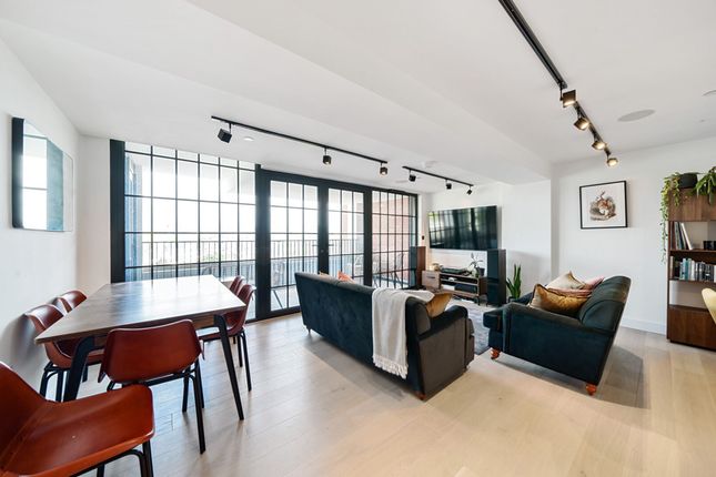 Thumbnail Flat for sale in New Tannery Way, London
