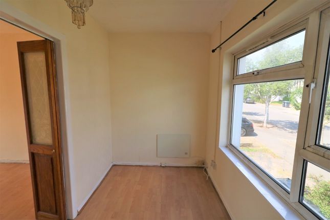 98, Northdown Road, Hatfield photo 5