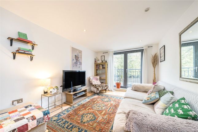 Thumbnail Flat for sale in Streatham Place, London