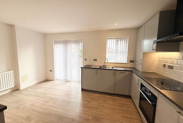 18, Oak Street, Croft, Warrington, Cheshire photo 5