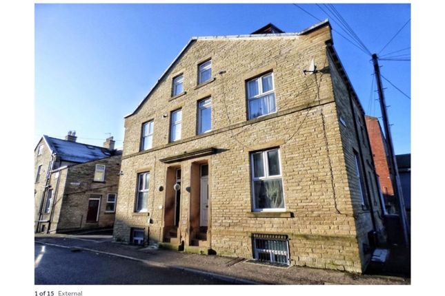 End terrace house for sale in Francis Street, Halifax