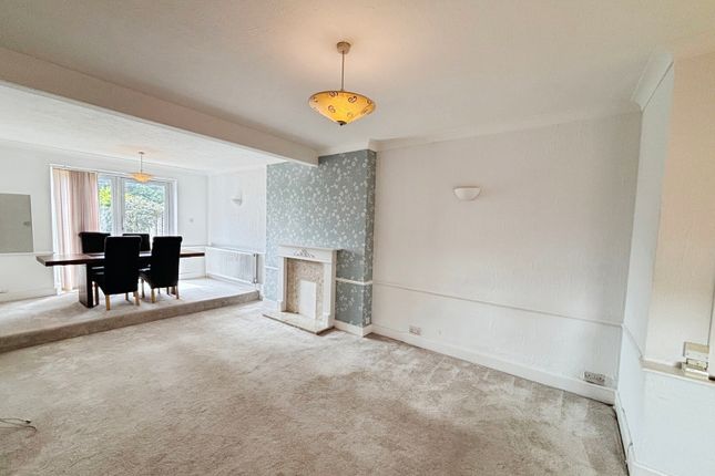 19, Woodend Road, Camberley photo 3